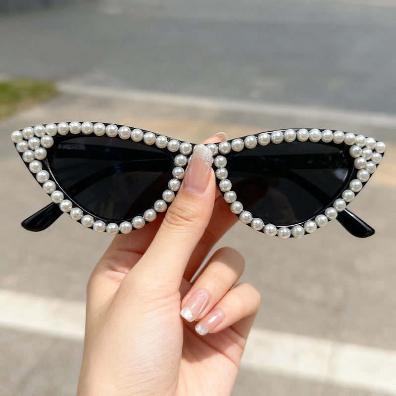 Pearl-Embellished Cat Eye Sunglasses Bowlift