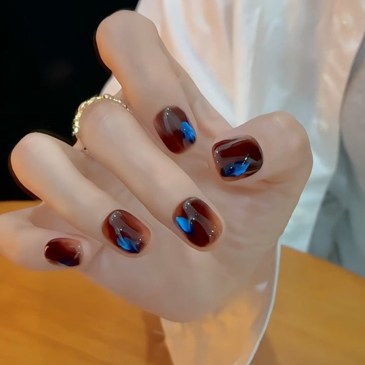 Artificial Nails in Modern Gradient Colors Bowlift