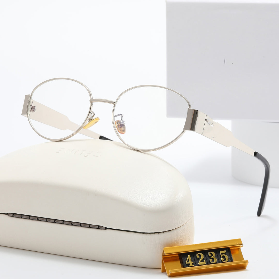 Ladies Elegant Designer Sunglasses with Filigree Frame and UV Protection Bowlift