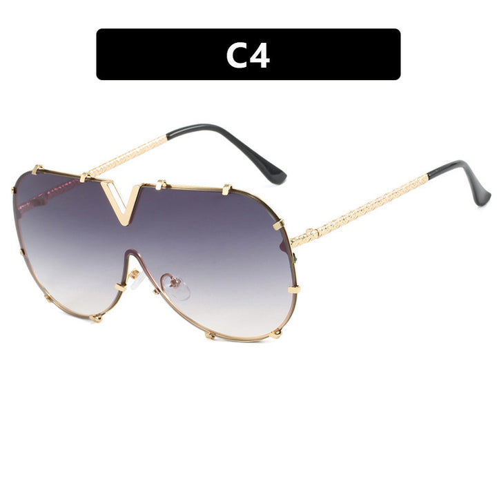 Women oversized safety glasses in modern design Bowlift