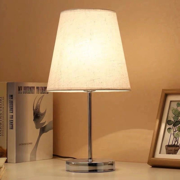 Vintage Floral Table Lamp