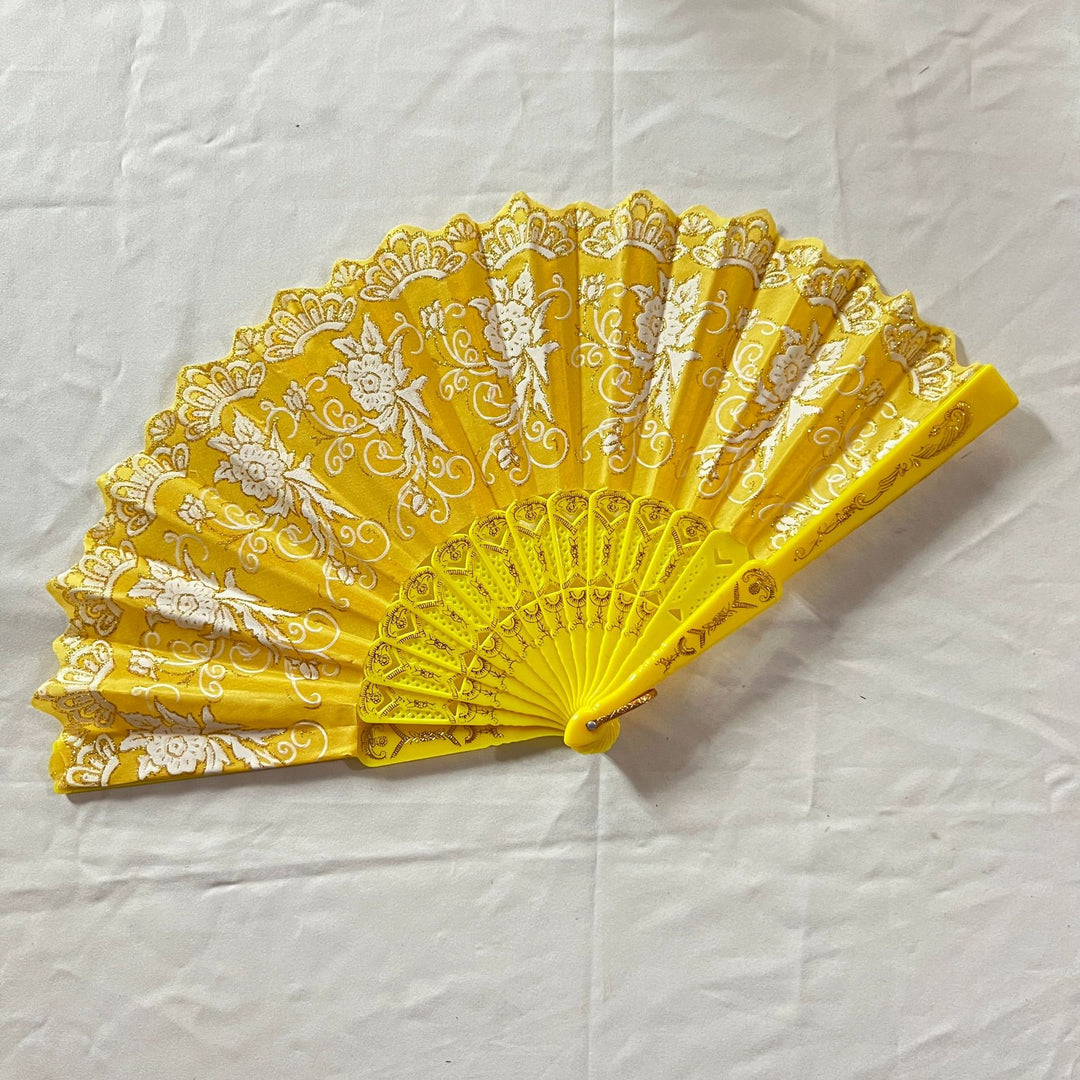 Ladies decorative fan Bowlift