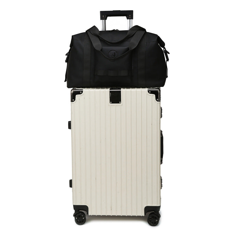 Tote Bag With Durable Material And Thoughtful Compartment System Bowlift