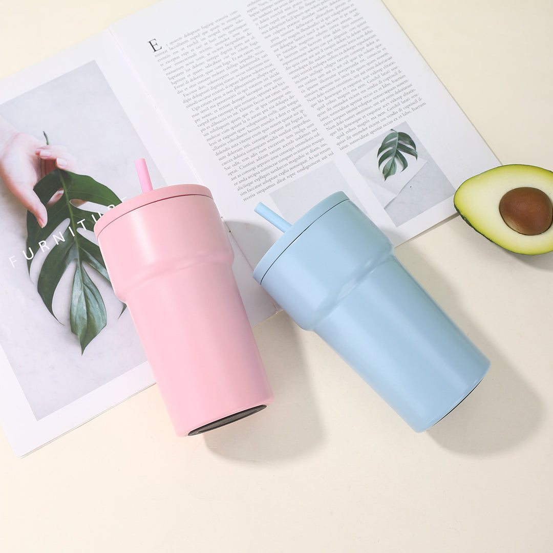 Unisex Insulated Drinking Cup with Dust Protection Lid and Straw Bowlift