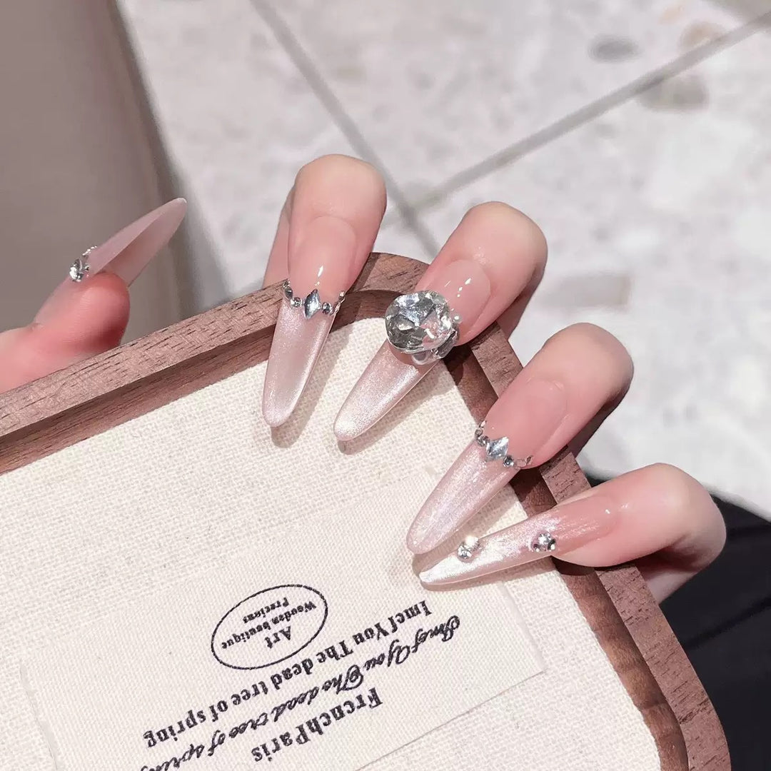 Decorative Rhinestone-Embellished Stiletto Nail Extensions Bowlift