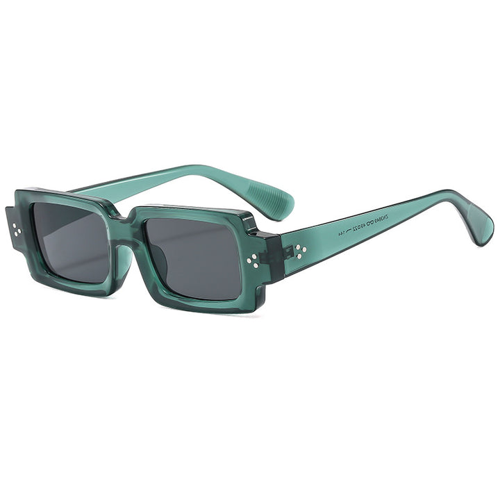 Women Fashionable oversized sunglasses with futuristic design Bowlift