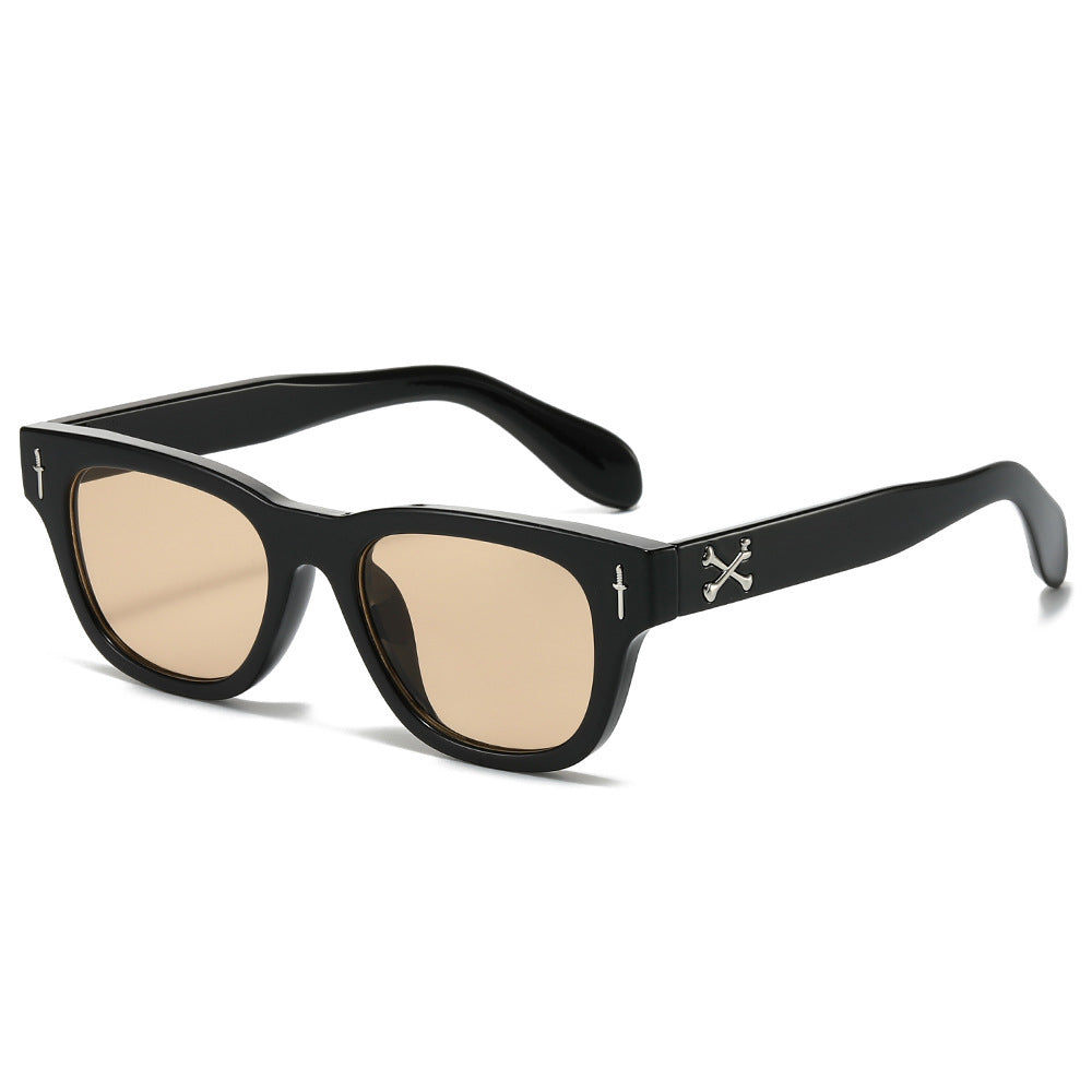 Retro-Inspired Bold Frame Sunglasses Bowlift