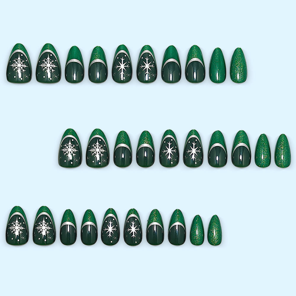 High-quality artificial nails in winter design Bowlift