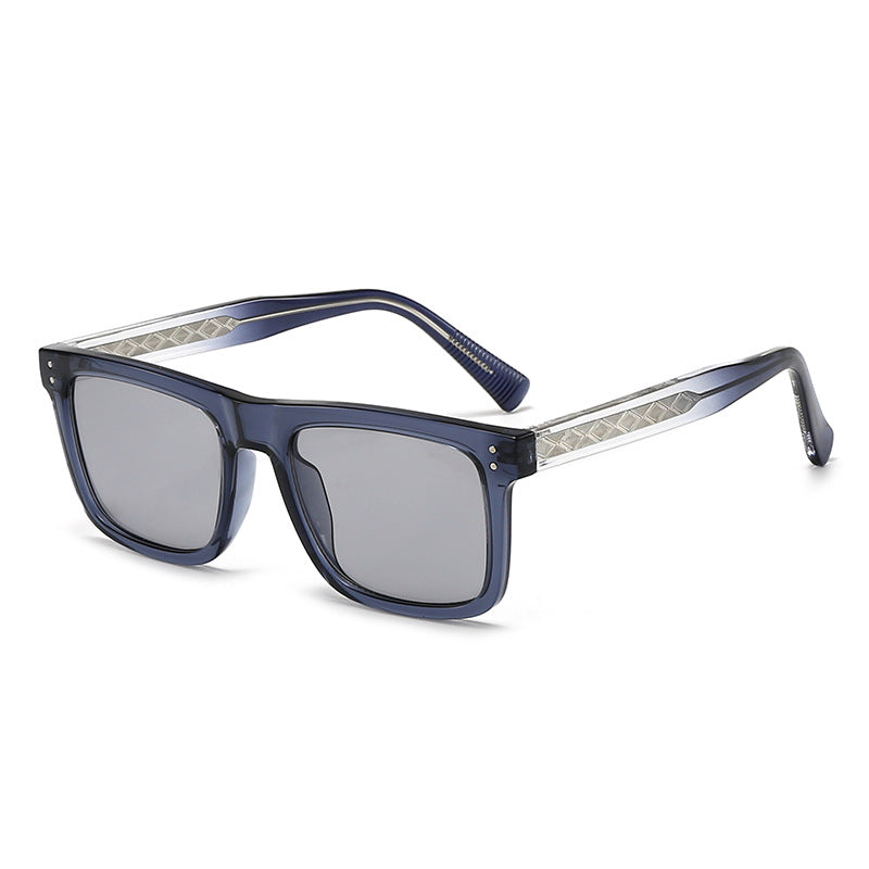 Women's sunglasses in a modern and sturdy design Bowlift