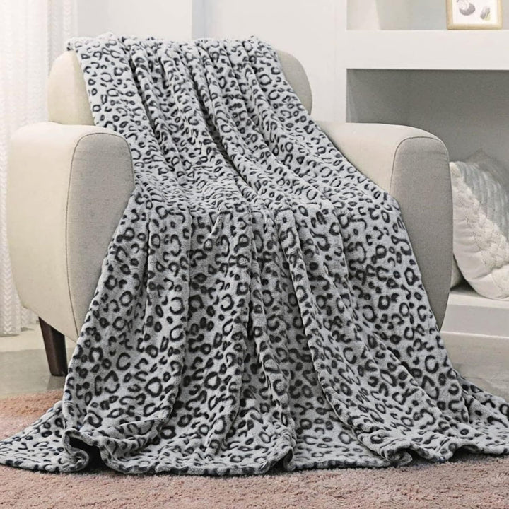 Cozy Design Blanket Bowlift