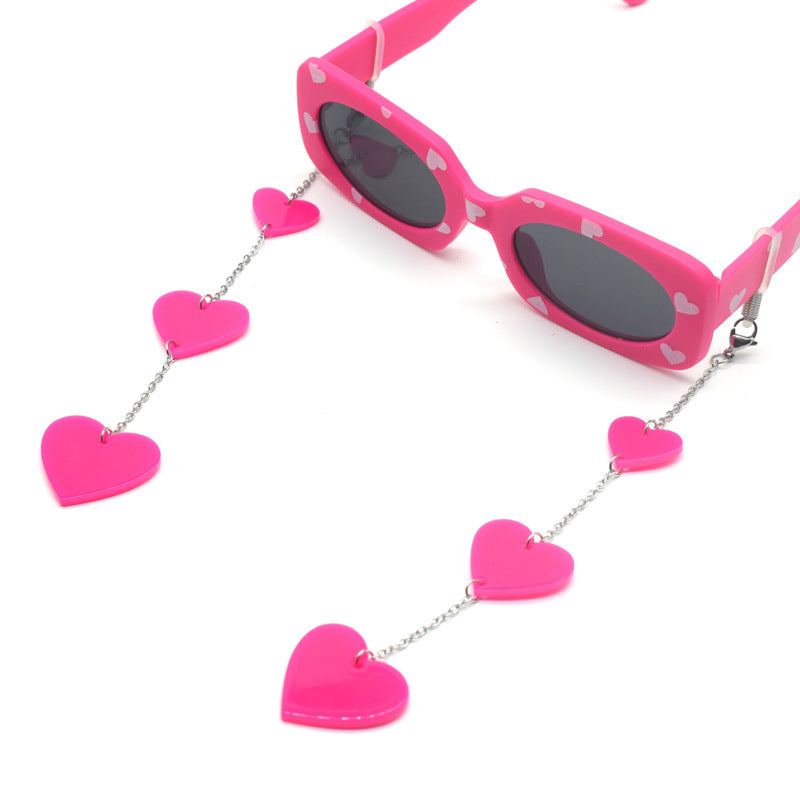Stylish Heart-Themed Eyewear Chain Bowlift