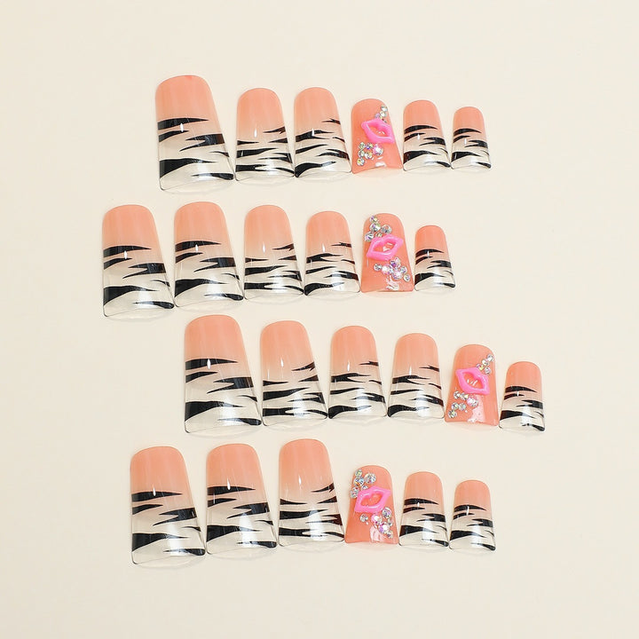 Creative nail set with stylish patterns Bowlift