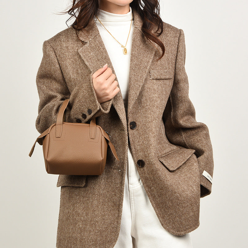 Textured Mini Handheld Bag Bowlift