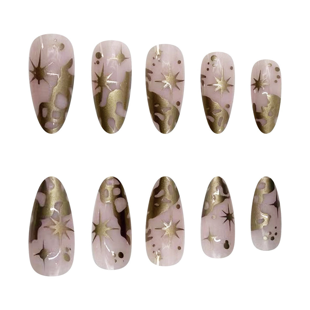Trendy artificial nail tips with luxurious gold accents Bowlift