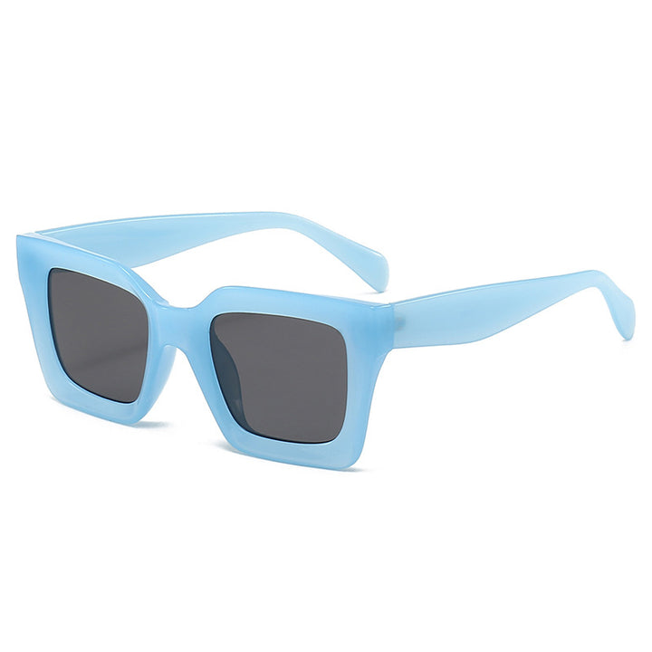 Women Fashionable Square Sunglasses with Trendy Frame and Protective UV Filter Bowlift