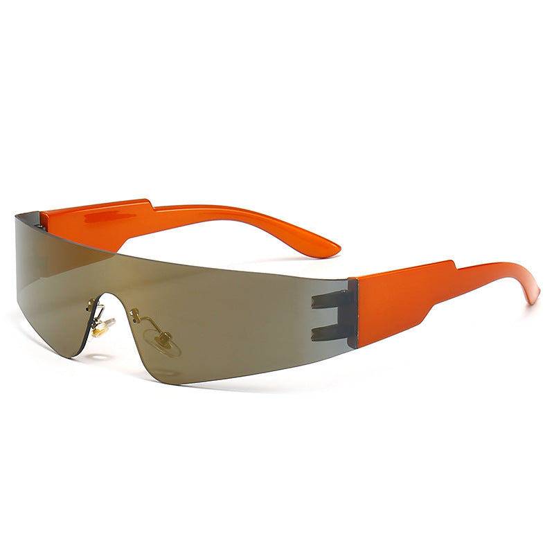 Women Sporty Sunglasses with Futuristic Design Bowlift