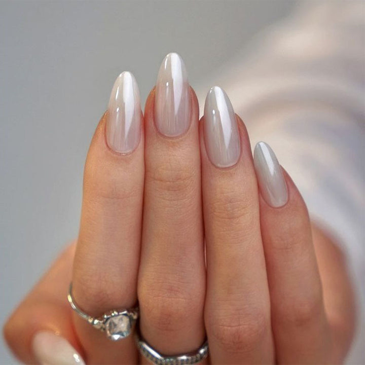 Elegant Nail Care Bowlift