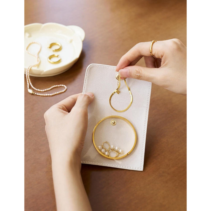 Jewelry storage bag made of high-quality material with transparent compartments Bowlift