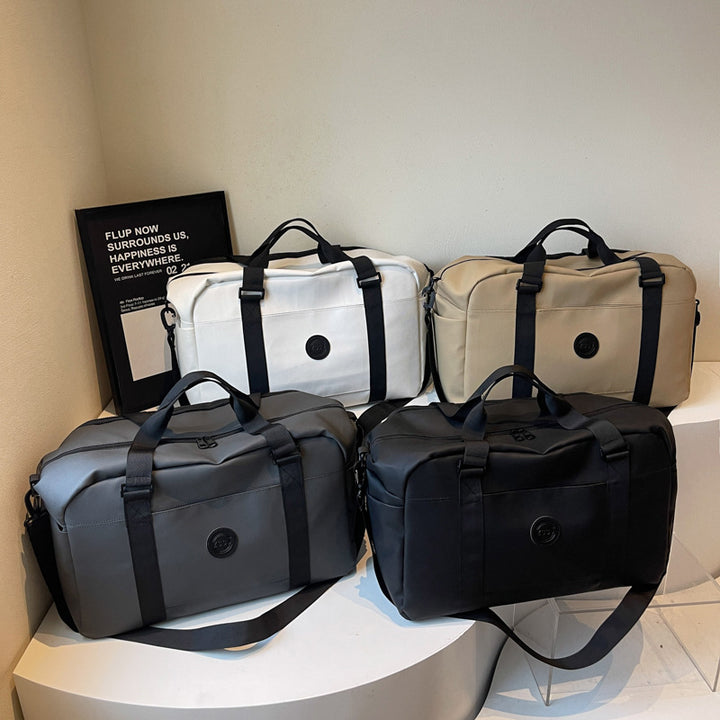Multifunctional Travel Bag With Durable Outer Material And Practical Interior Bowlift