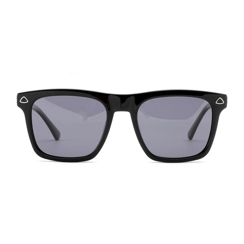 Women Premium Sunglasses in Classic Square Design Bowlift