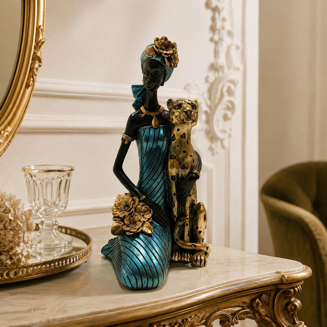 Elegant sculpture with leopard casting Bowlift