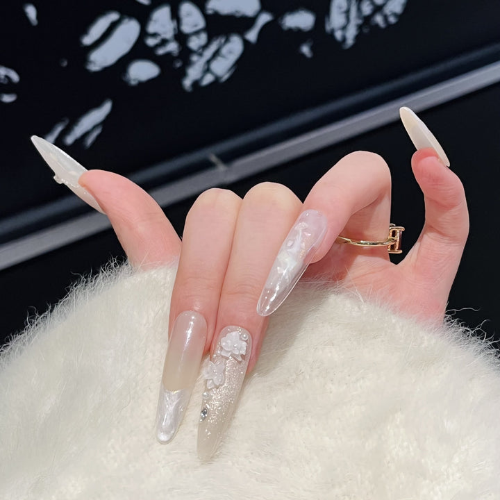 Artistic Long Press-On Nail Set with Elegant Floral Design Bowlift