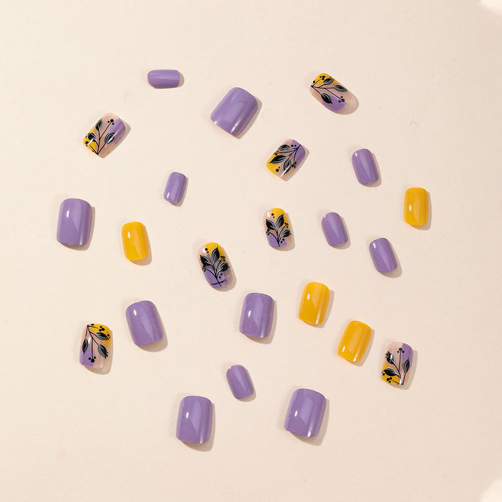 Artistic Floral Nail Art Design Bowlift