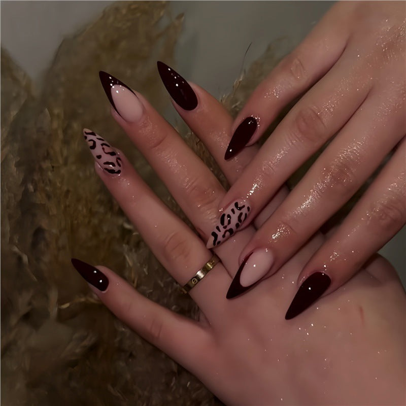 Elegant Stiletto Press-On Nails with Animal Print Design Bowlift