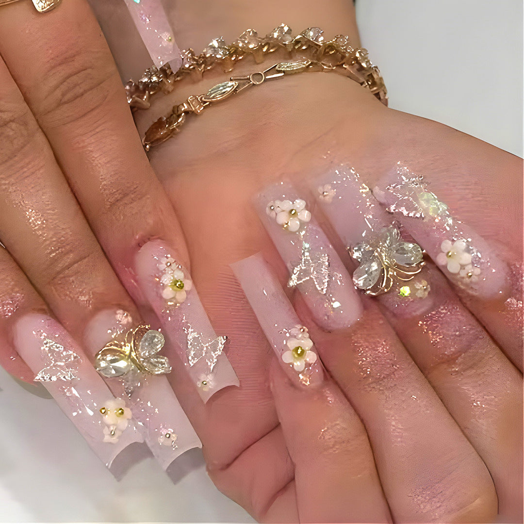 Extravagant Decorative Press-On Nails Bowlift