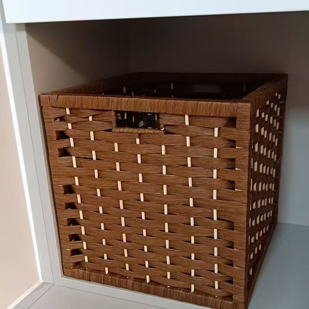 Stylish storage basket with durable design Bowlift