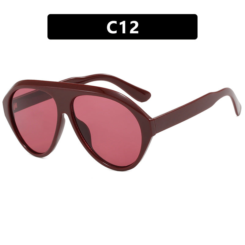Women sporty sunglasses with innovative frame Bowlift