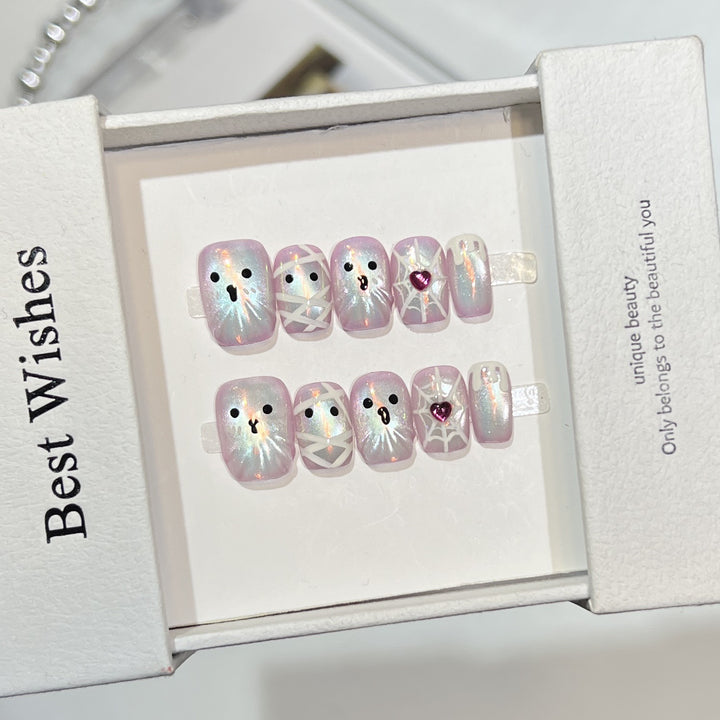 Whimsical Characters Press-On Nail Set Bowlift