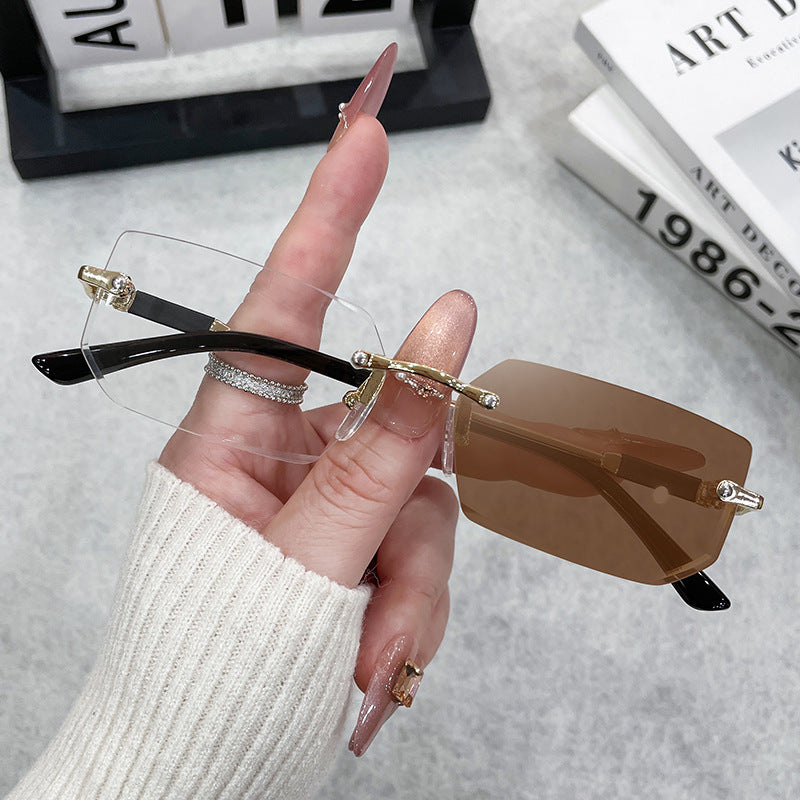 Women's stylish designer glasses with multifunctional lenses Bowlift