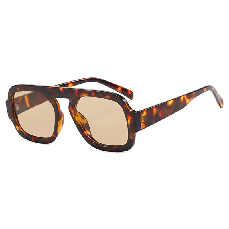 Ladies stylish square sunglasses with wide frame and UV protection Bowlift