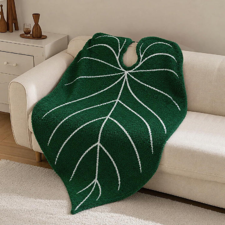 Heart-Shaped Decorative Blanket