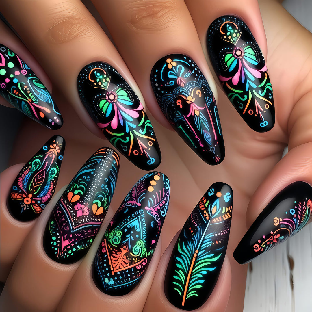Artificial Nails in Creative Mandala Design Bowlift
