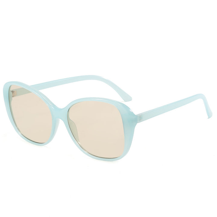 Women Vintage Sunglasses with Unique, Wide Frame Bowlift