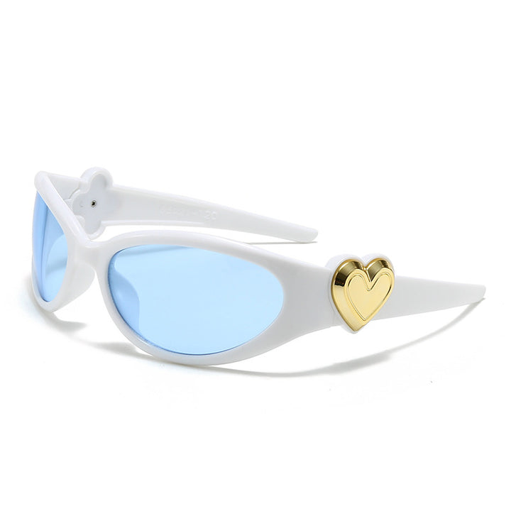 Ladies fashionable sunglasses in stylish heart design Bowlift