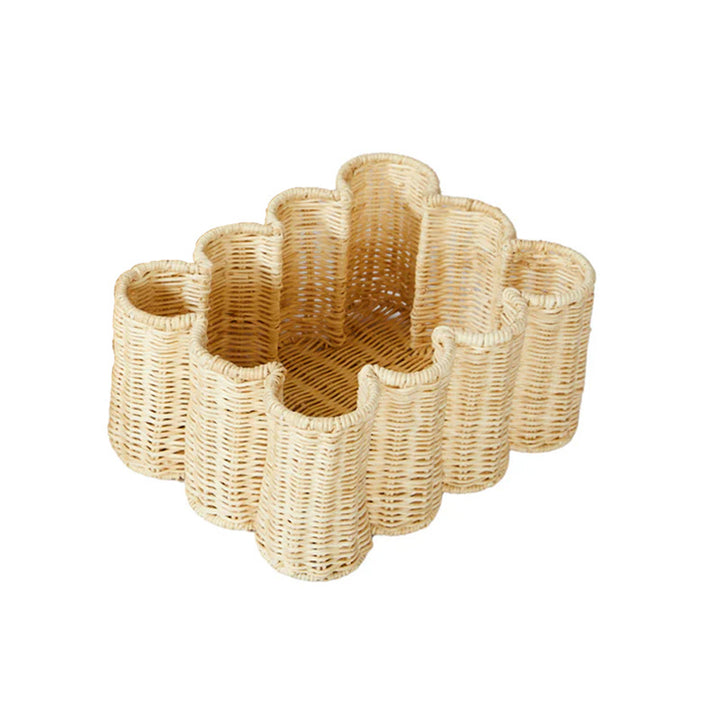 Playful storage basket in flower design Bowlift