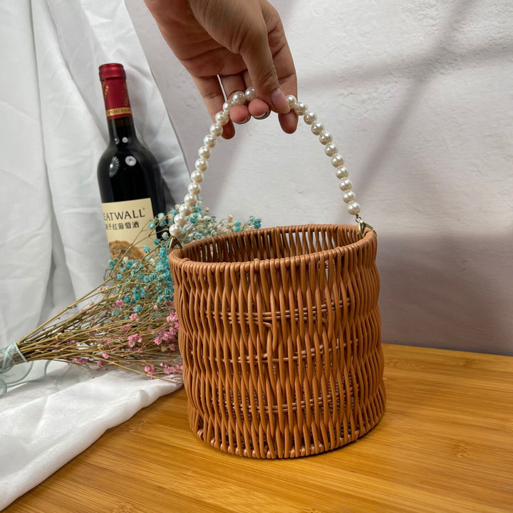 Women's stylish rattan container with pearl handle Bowlift