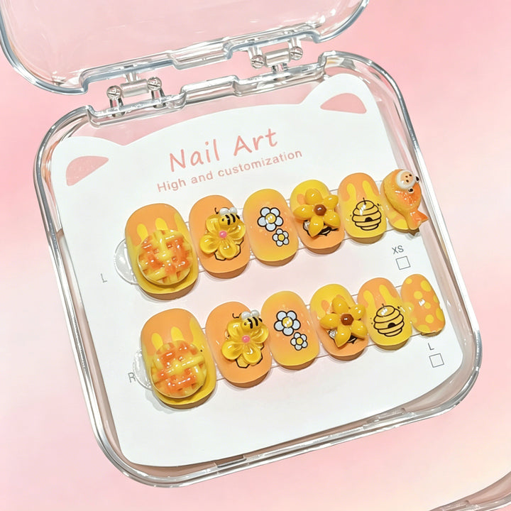 Customized Cartoon-Inspired Press-On Nail Art Set Bowlift