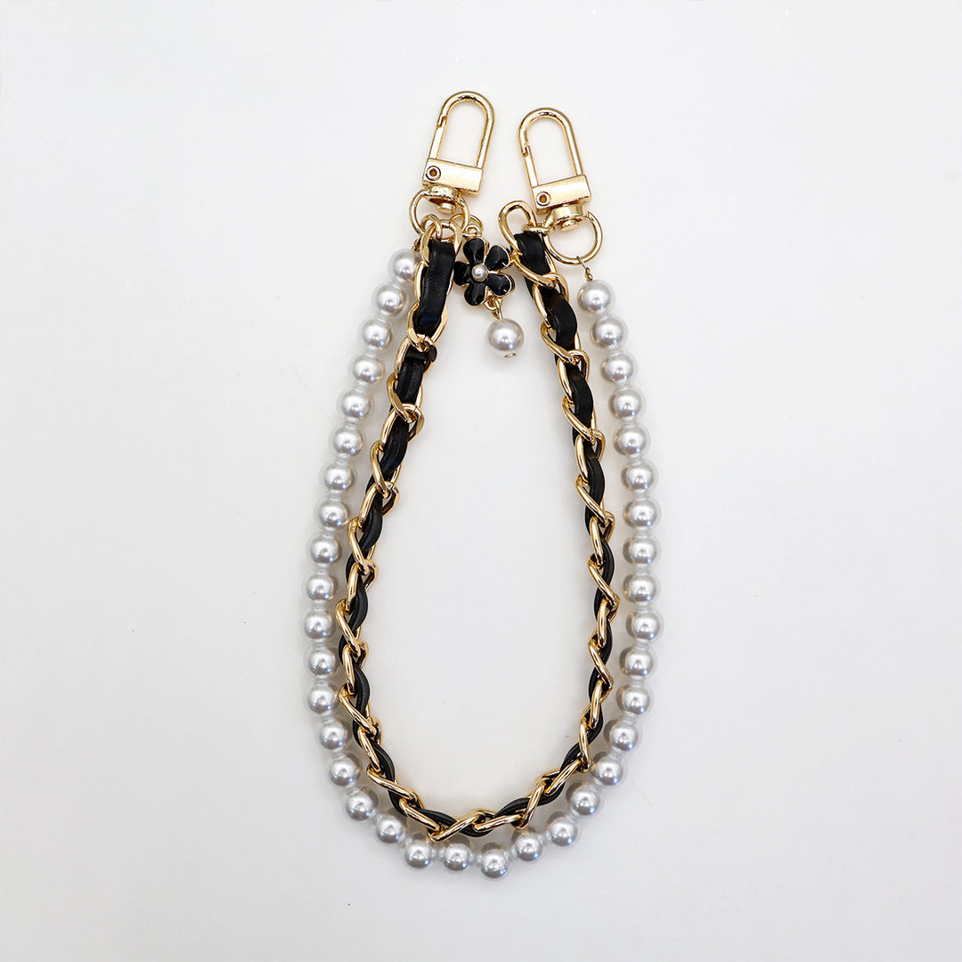 Stylish Pearl-Embellished Eyewear Chain Bowlift