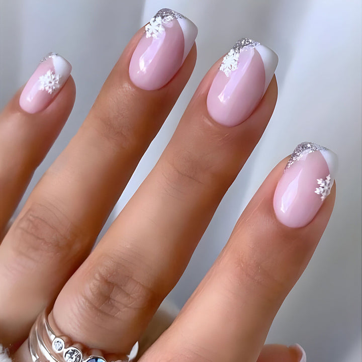 Elegant artificial nails with snowflake design Bowlift