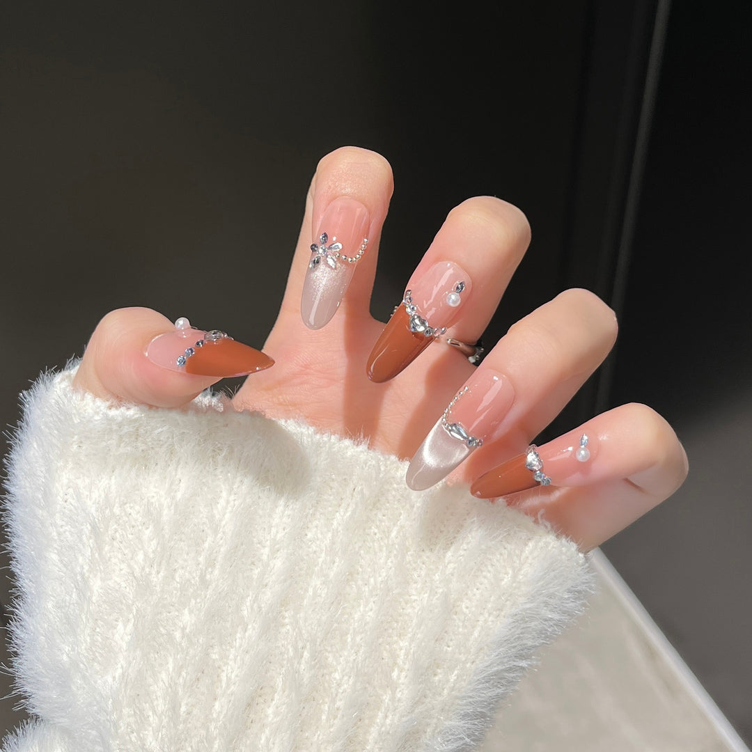 Artistic Press-On Nail Set Bowlift