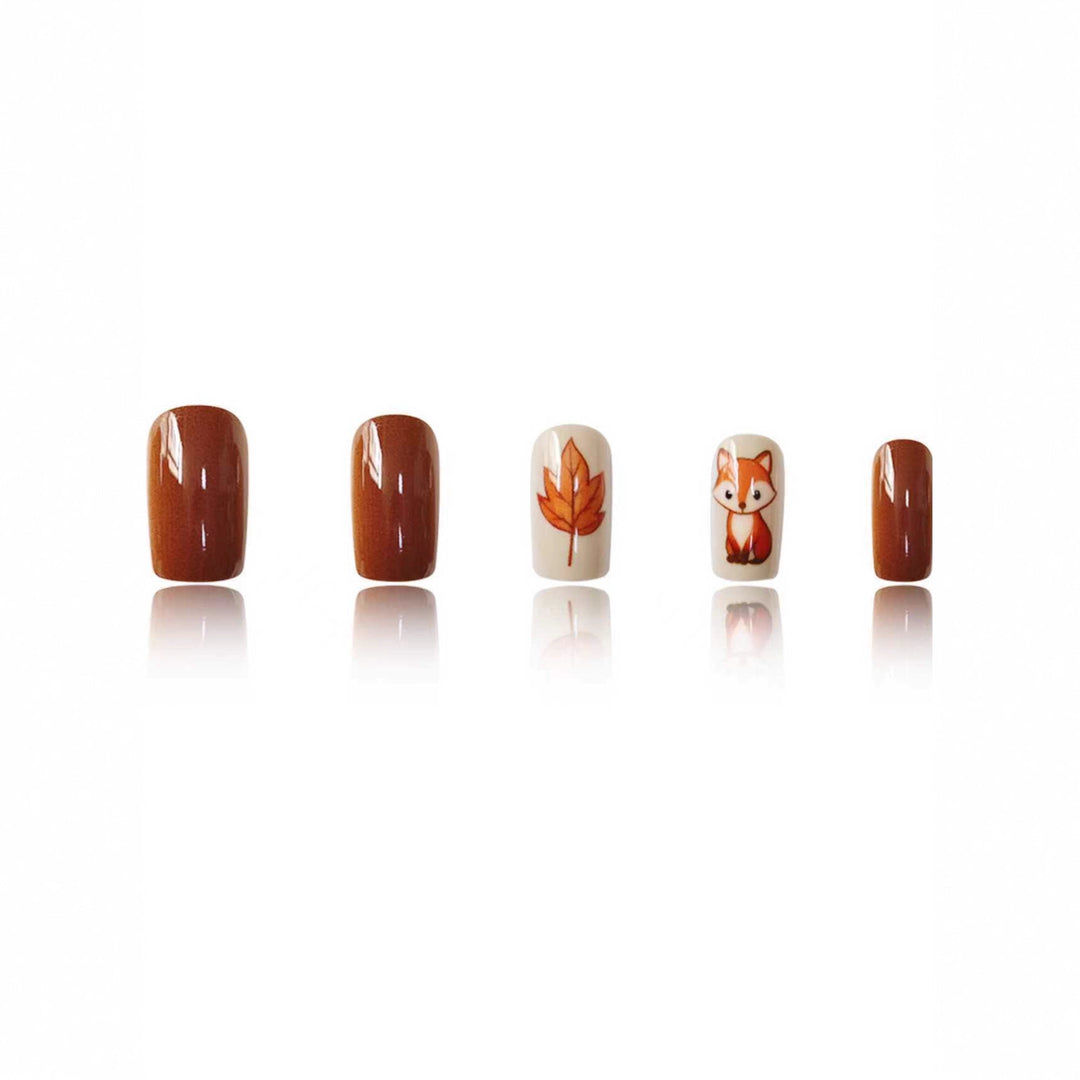 Thematic Fox and Leaf Nail Art Set Bowlift