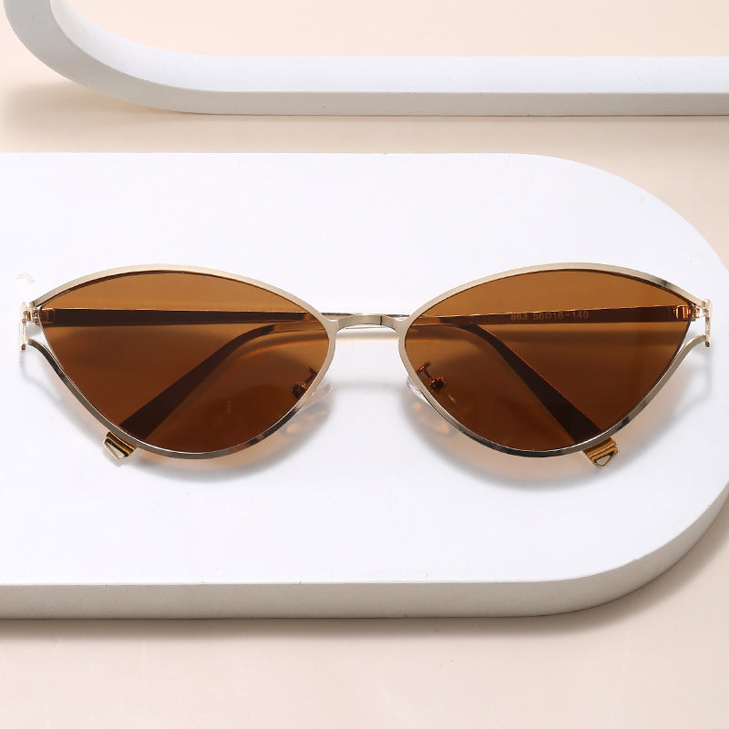 Fashionable Cat-Eye Sunglasses with Thin Metal Frame Bowlift