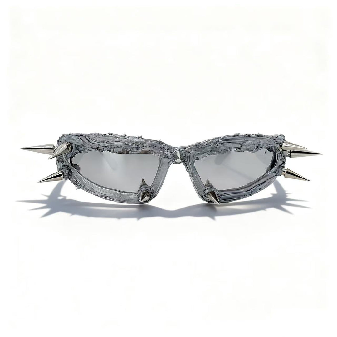 Women's extravagant fashion sunglasses with unique spikes design Bowlift