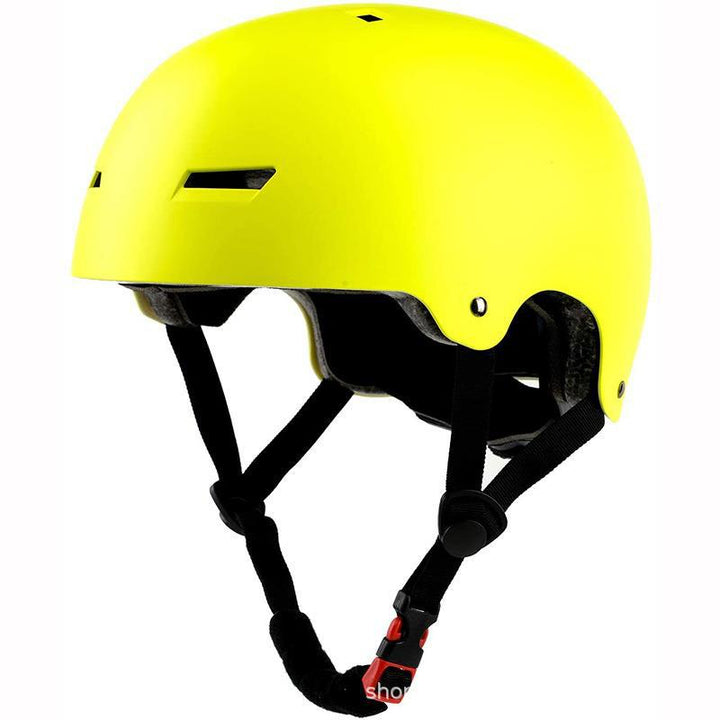 Lightweight Skate Helmet Bowlift
