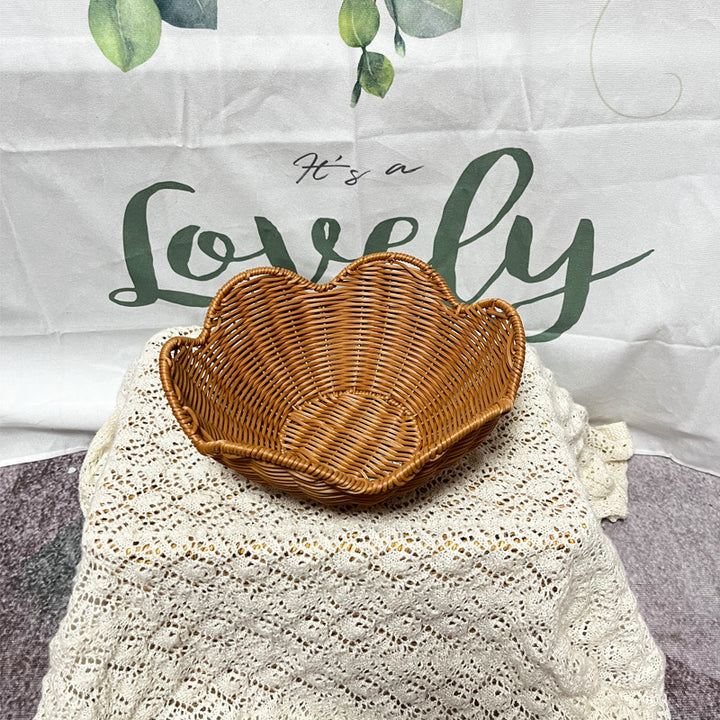 Women Decorative Fruit-and-Snack Basket Bowlift