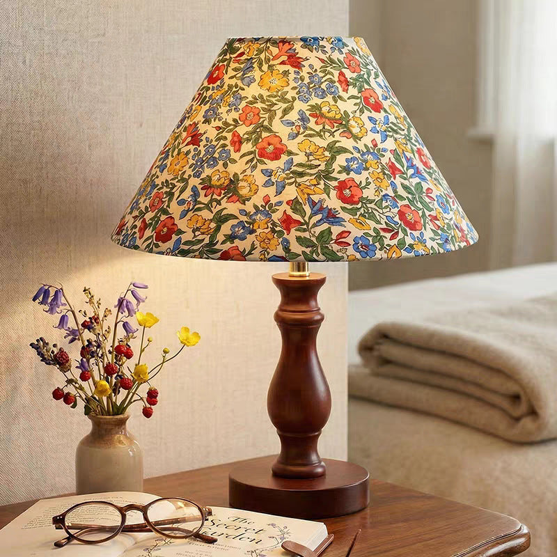Classic Wood Table Lamp